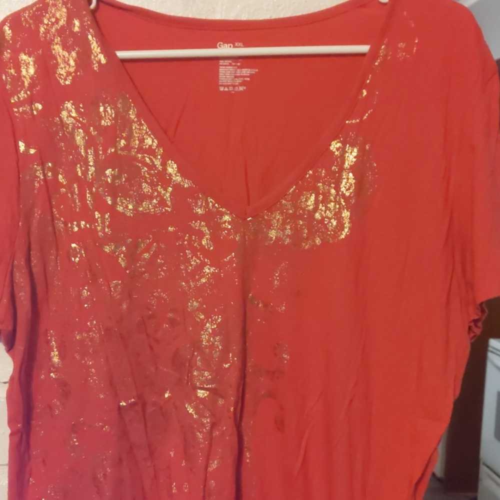 V neck shirt